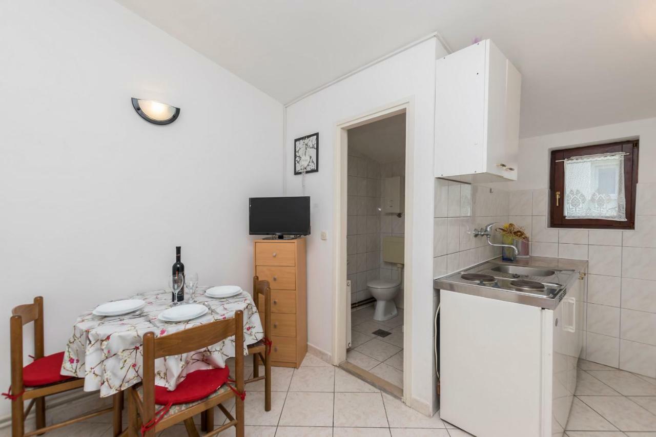 Apartments Miroslava Vodice Exterior foto
