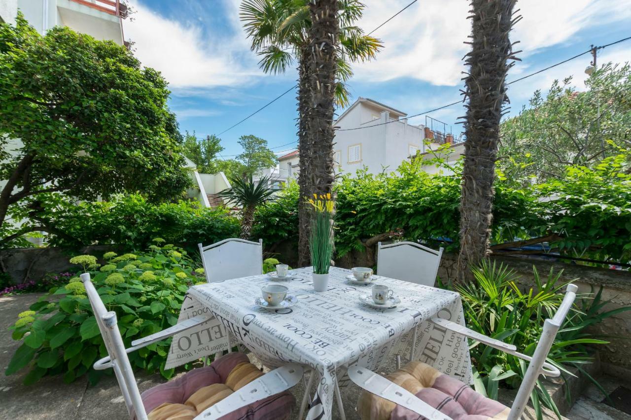 Apartments Miroslava Vodice Exterior foto