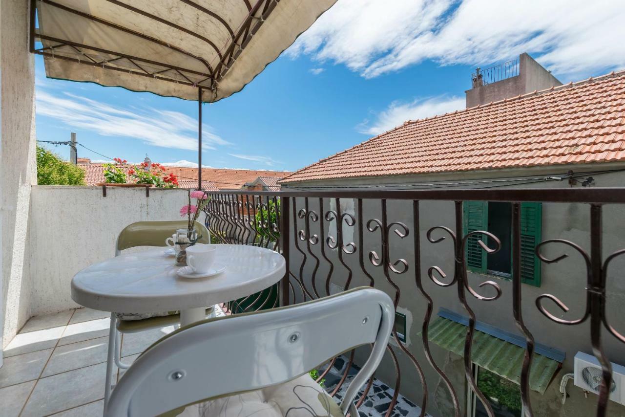Apartments Miroslava Vodice Exterior foto